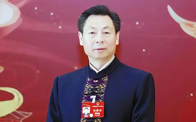 夏锡璠接受《中国民族报》专访：​持续打造“硒都石榴红”民族工作品牌